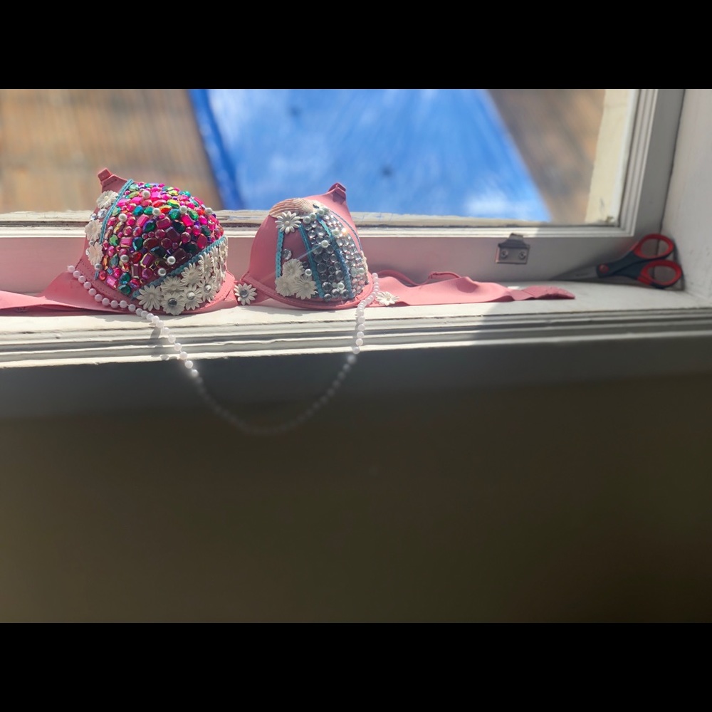 Rave Bra